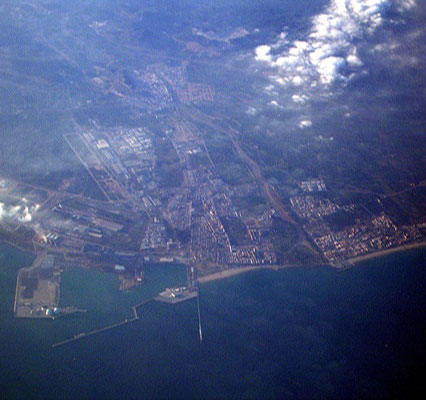 Vista aerea de Sagunto y Puerto de Sagunto